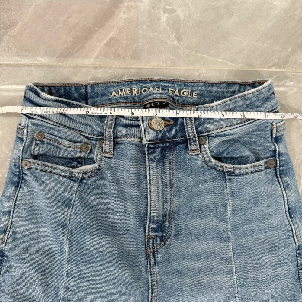 Women’s American Eagle Slim Straight Super Stretch Frayed Hem Jeans Size 00 - Picture 15 of 16